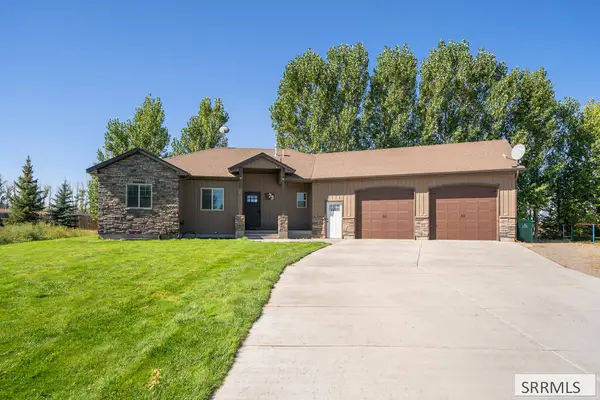73 Hillside Road, IDAHO FALLS, ID 83402