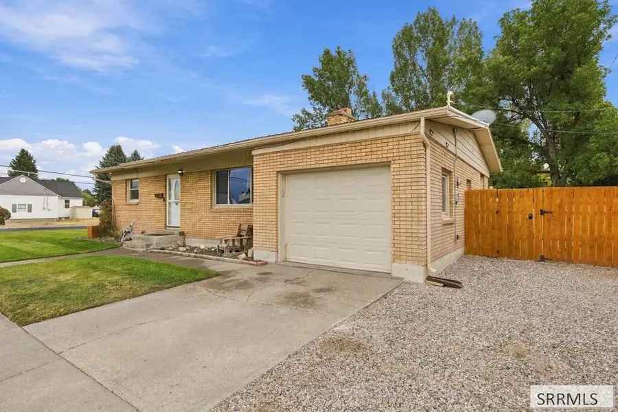105 Crowley Street, Idaho Falls, ID 83402 - #3