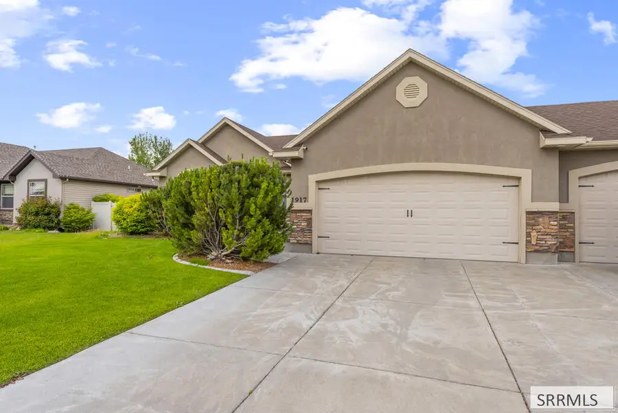 1917 Lexington Avenue, Idaho Falls, ID 83404 - #2