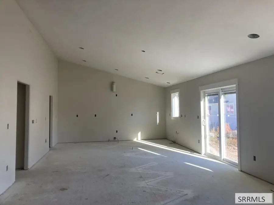 1584 Sandbar Street, Idaho Falls, ID 83404 - #3
