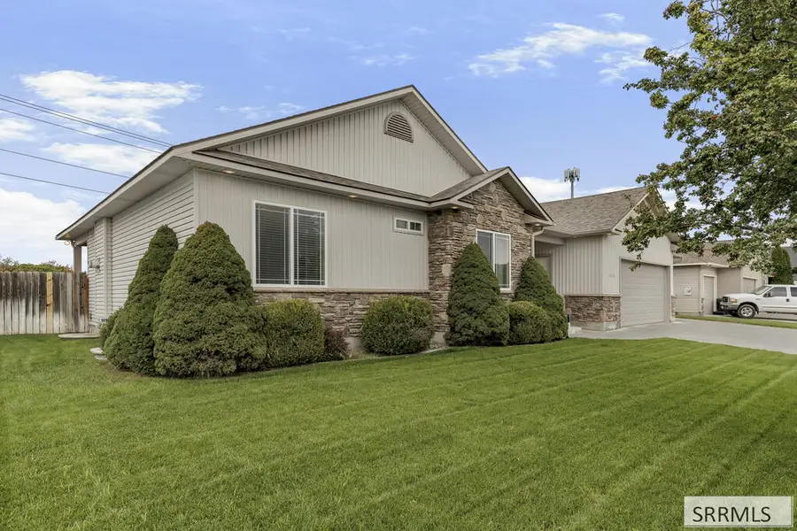 3570 Sycamore Circle, Idaho Falls, ID 83402 - #3