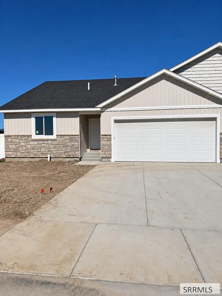 476 East River Ln, Idaho Falls, ID 83401 - #1