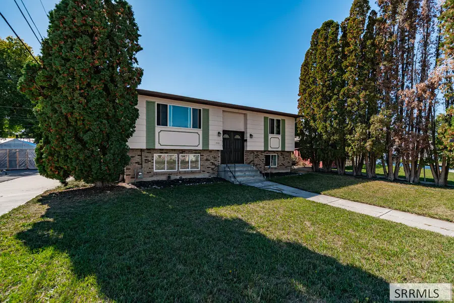 906 Quincy Street, Idaho Falls, ID 83402 - #2