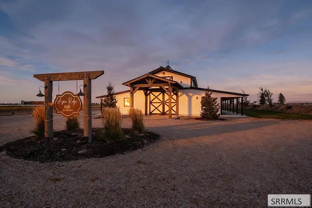 11850 5th E, Idaho Falls, ID 83401 - #1