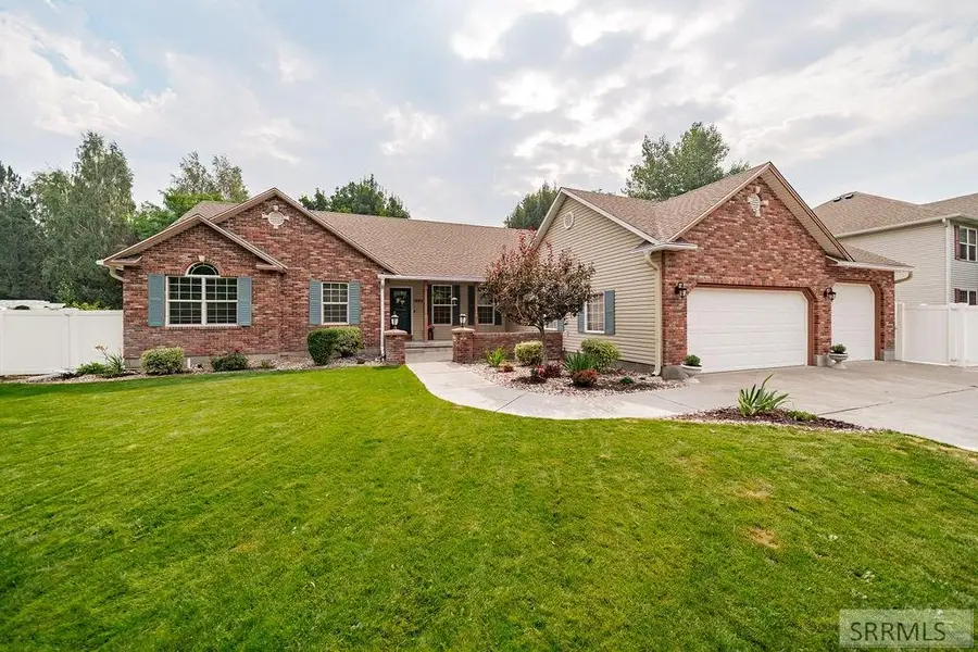 3803 Woodhaven Lane, Idaho Falls, ID 83404 - #3