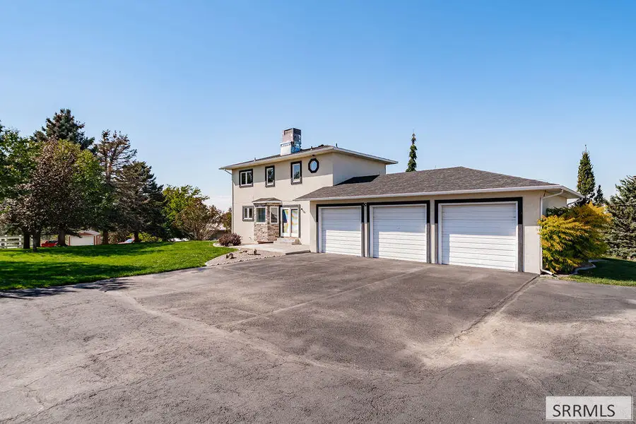 9233 Ammon Road, Idaho Falls, ID 83406 - #2