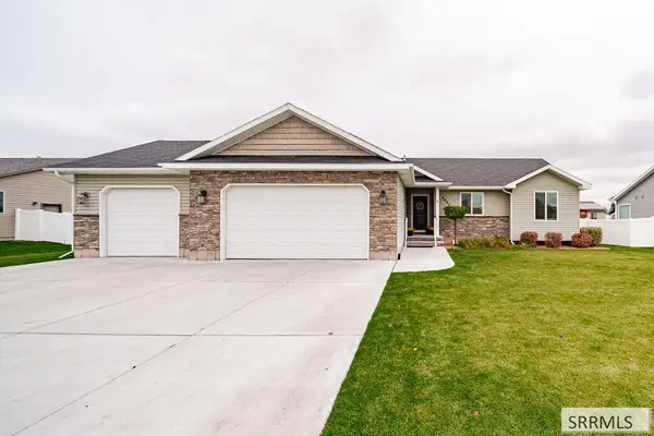 3002 Golden Rod Drive, IDAHO FALLS, ID 83401