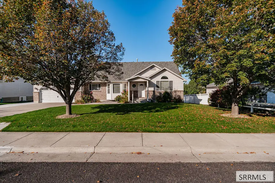 990 Hillview Drive, Rexburg, ID 83440 - #3