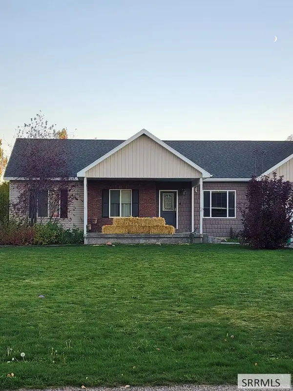 3918 144 N, RIGBY, ID 83442