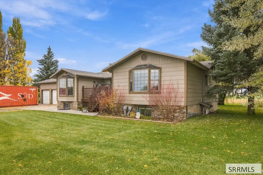 121 2300 E, Saint Anthony, ID 83445 - #1