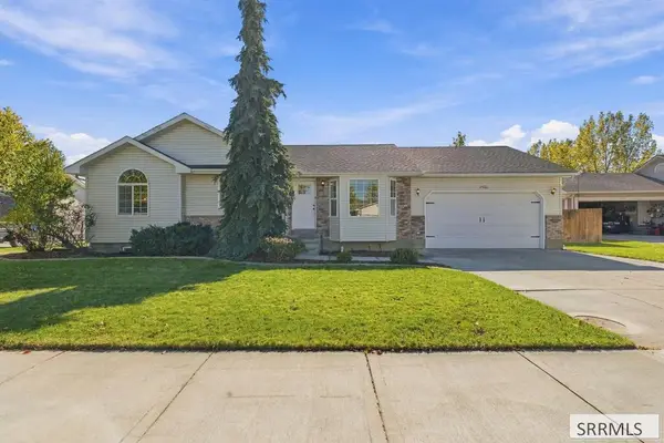 2930 Stonewood Circle, AMMON, ID 83406