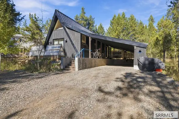 3507 Pinehaven Drive, ISLAND PARK, ID 83429