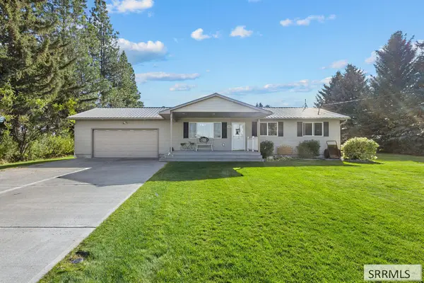 3573 17th N, IDAHO FALLS, ID 83402