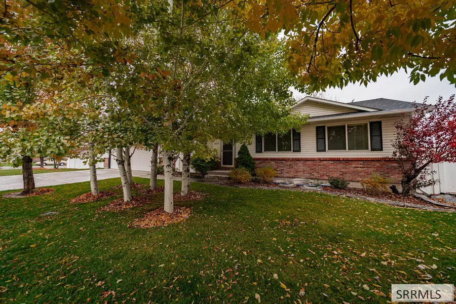 2819 Azure Drive, Idaho Falls, ID 83401 - #3