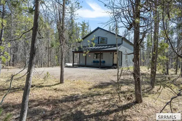4062 Steelhead Drive, ISLAND PARK, ID 83429