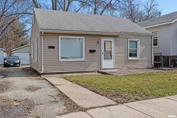 2154 S 13th Street, Springfield, IL 62703