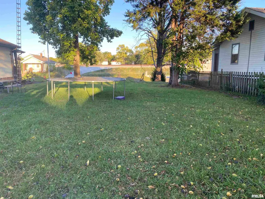 2349 S 5th Street, Springfield, IL 62703 - Image #3