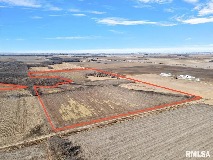 13505 W Long Point Road, Niantic, IL 62551 - Image #2