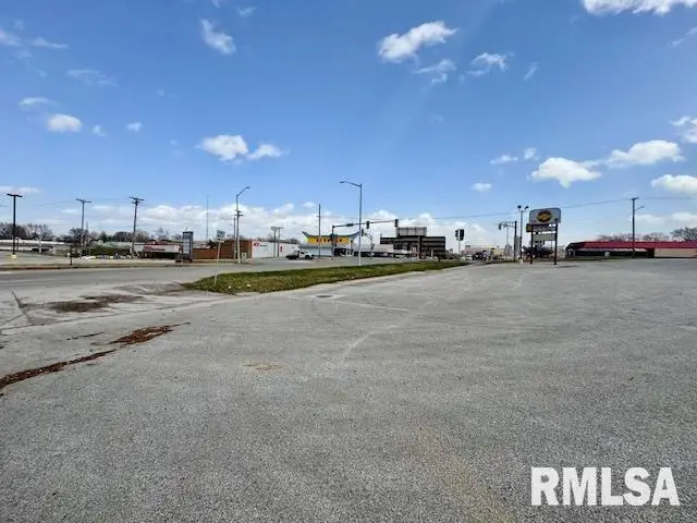 700 W Jefferson Street, Springfield, IL 62702 - Image #2