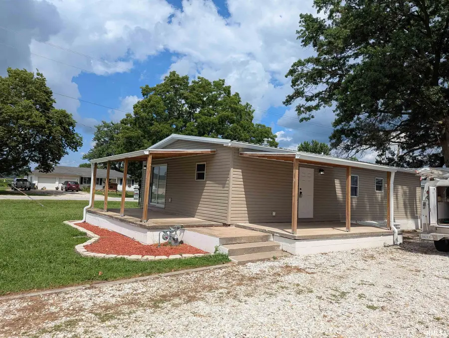 110 S East Street, Hull, IL 62343 - Image #2