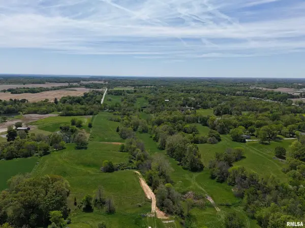 000 Us 24 Highway, Lewistown, IL 61542