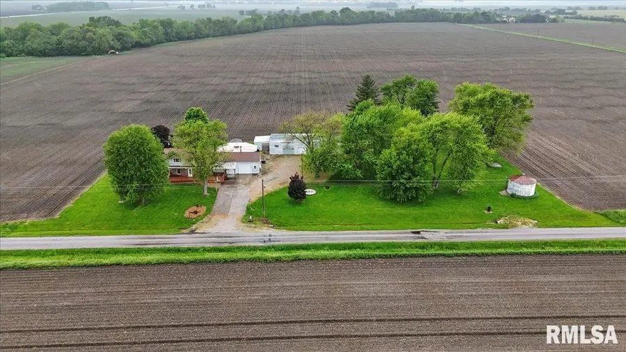 34831 Greenland Road, Virden, IL 62690 - Image #3