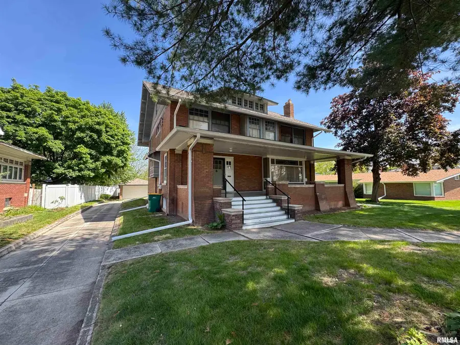 387 N Kellogg Street, Galesburg, IL 61401 - Image #2