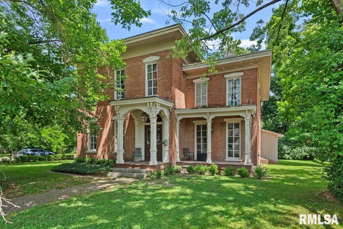 506 S Diamond Street, Jacksonville, IL 62650 - Image #1