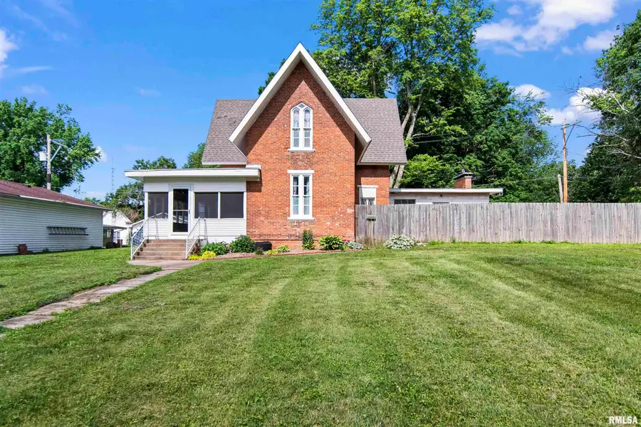 508 N Washington Street, Mount Pulaski, IL 62548 - Image #2