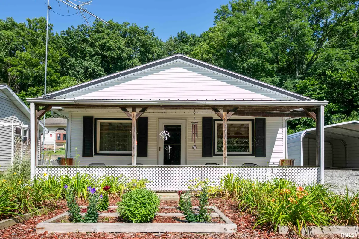 578 N Hamm Lane, Astoria, IL 61501 - Image #1