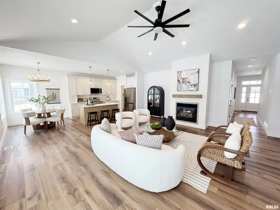 620 W North Street, Mount Sterling, IL 62353 - Image #2