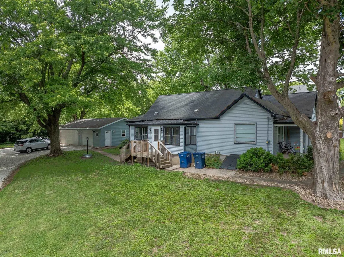 405 S State Street, East Galesburg, IL 61430 - Image #1