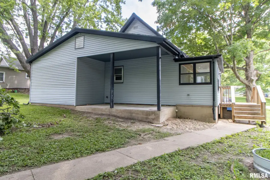 405 S State Street, East Galesburg, IL 61430 - Image #3