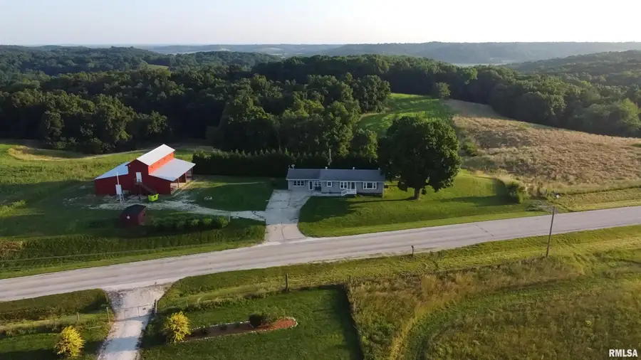 42060 County Highway 10, Nebo, IL 62355 - Image #2