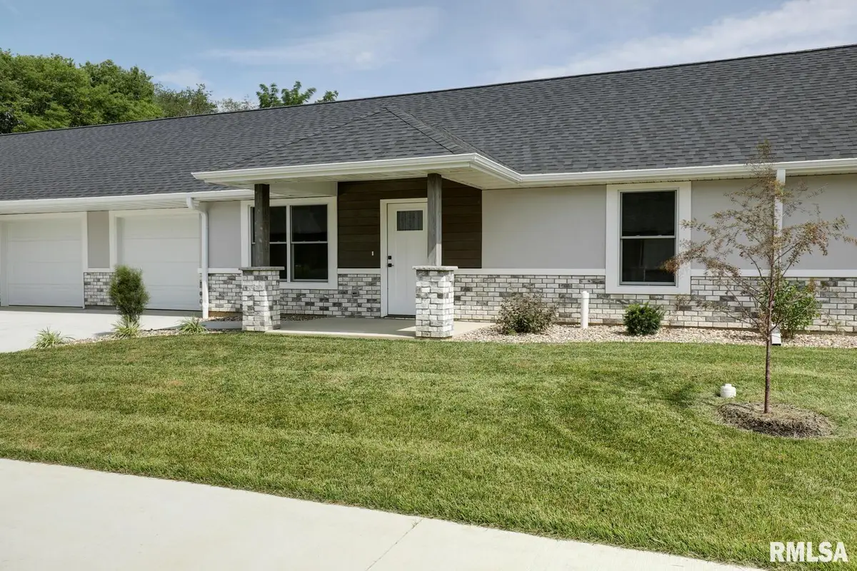 2807 N 23rd Street, Quincy, IL 62305 - Image #1