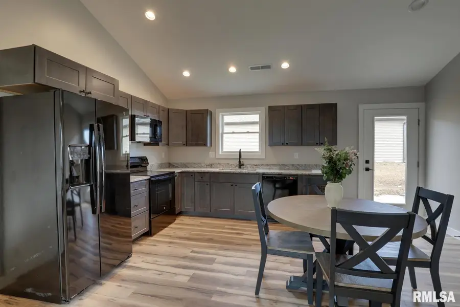 2807 N 23rd Street, Quincy, IL 62305 - Image #3