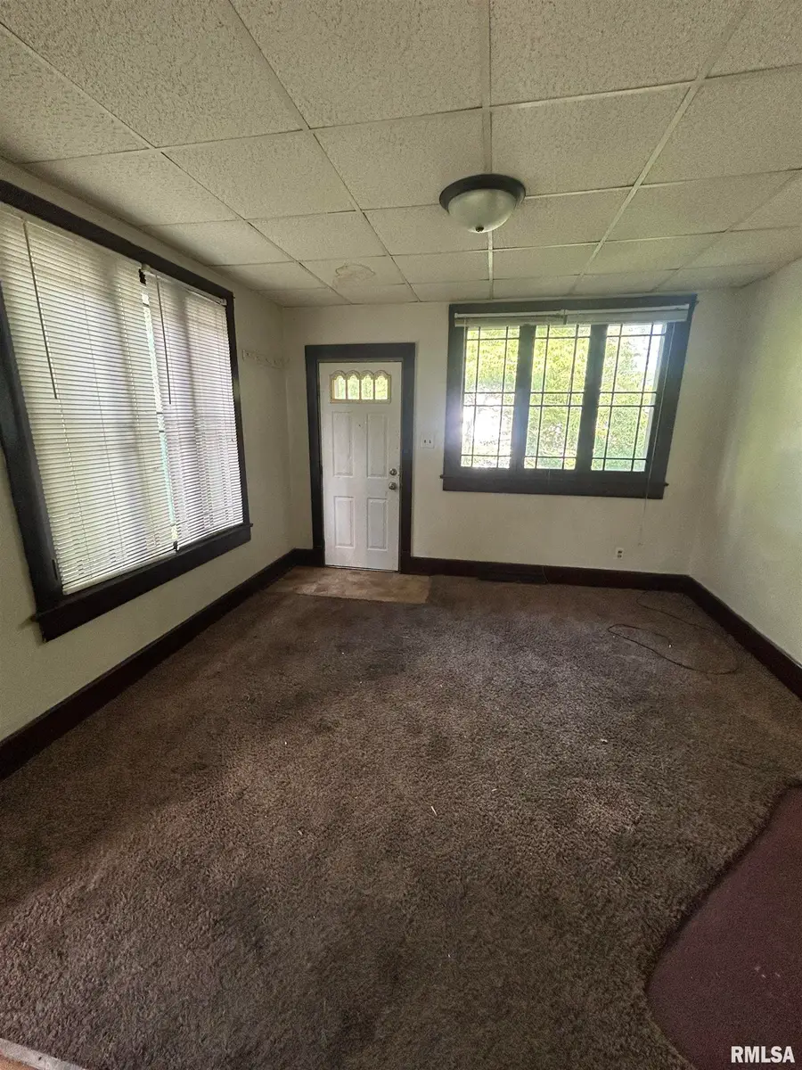 1453 N 3rd Street, Springfield, IL 62702 - Image #3