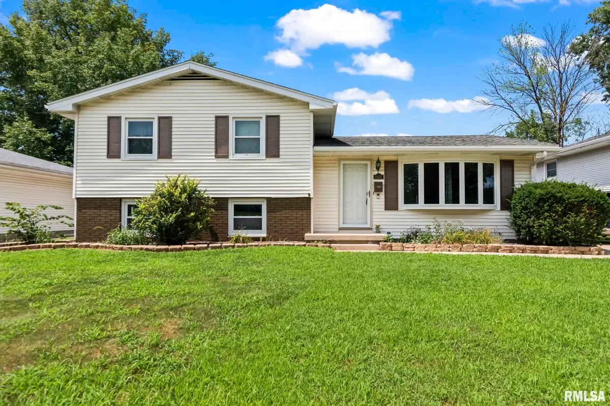 2421 Arrowhead Drive, Springfield, IL 62702 - Image #1