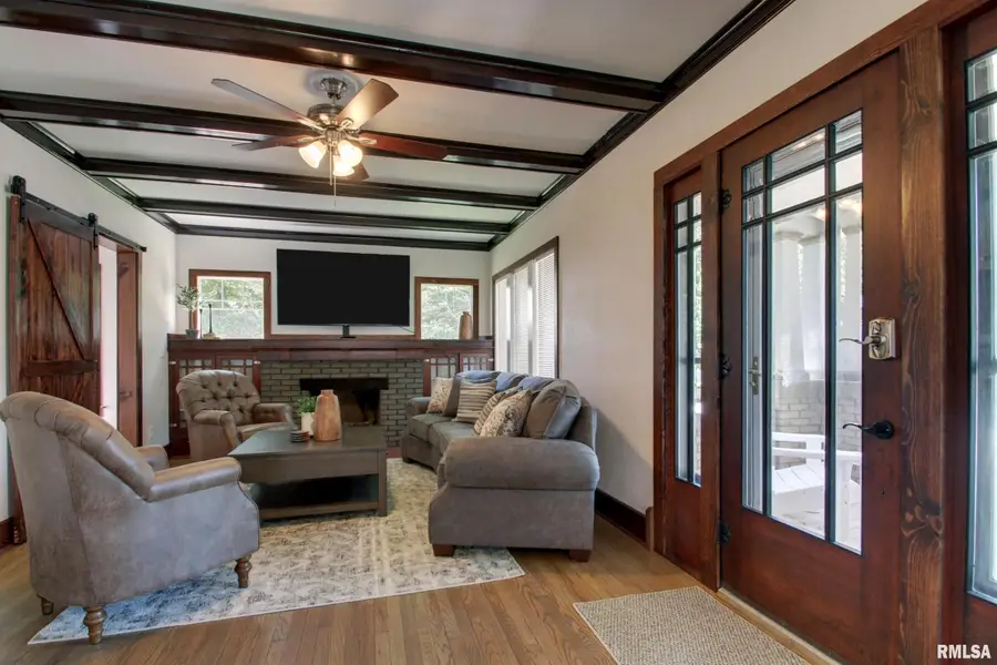 129 E Main Street, Mount Sterling, IL 62353 - Image #3