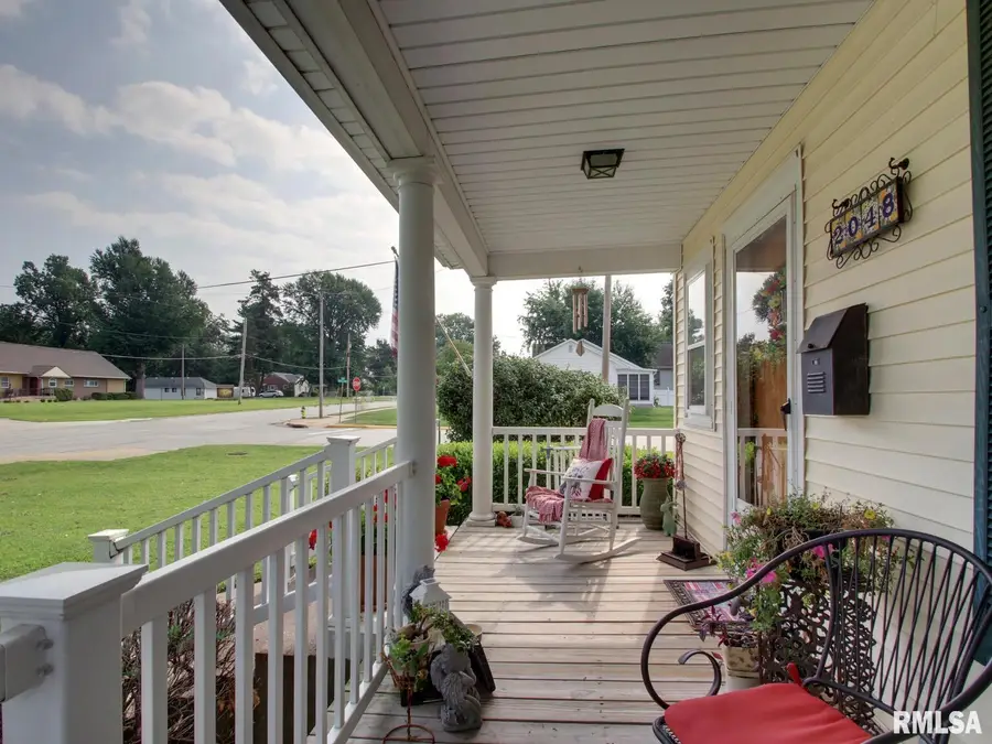 2048 Locust Street, Quincy, IL 62301 - Image #3
