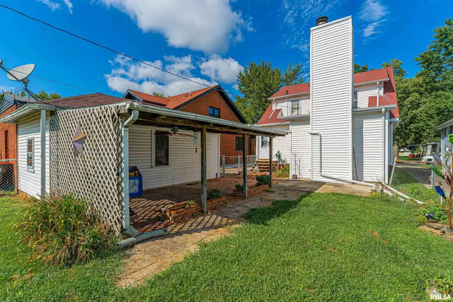 1025 Broadway Street, Lincoln, IL 62656 - Image #3