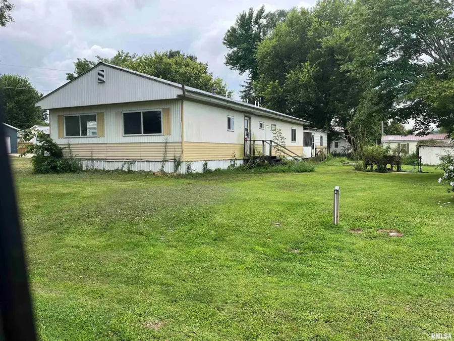 114 Oak Street, Gladstone, IL 61437 - Image #3