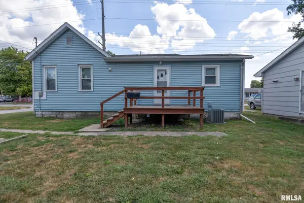 833 N Cheney Street, Taylorville, IL 62568