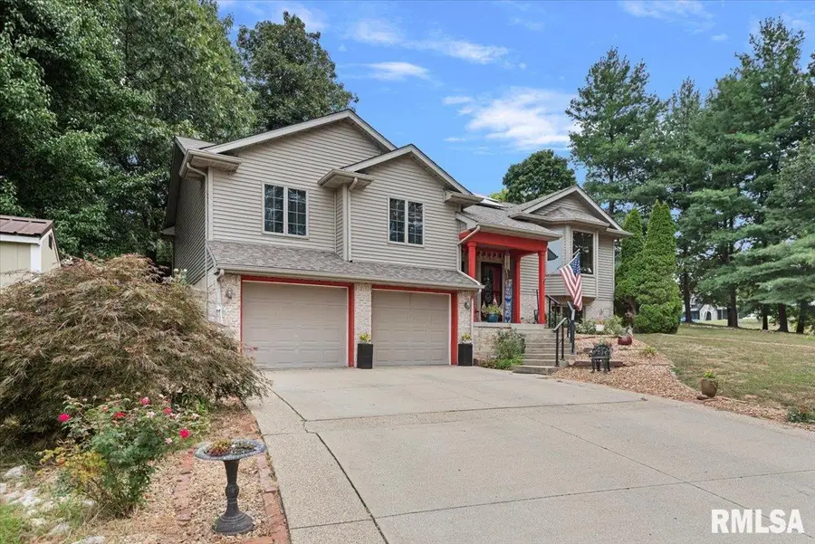 18 Lake Shore Drive, Pana, IL 62557 - Image #2