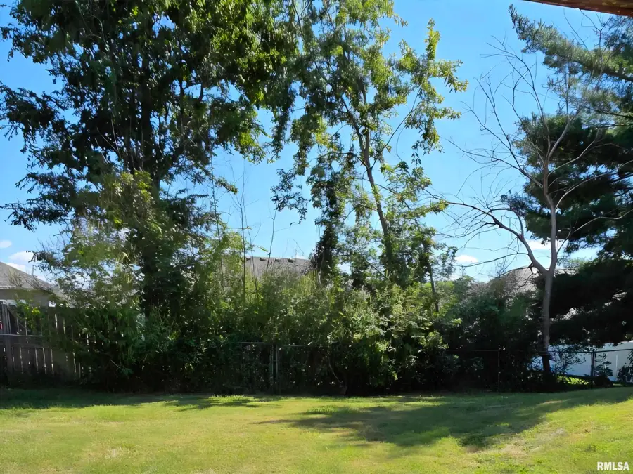 619 Meadow Lark Drive, Quincy, IL 62305-5943 - Image #3