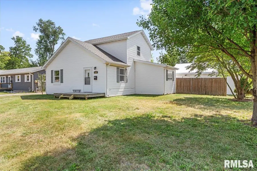 530 S Grand Avenue, Chatham, IL 62629 - Image #2