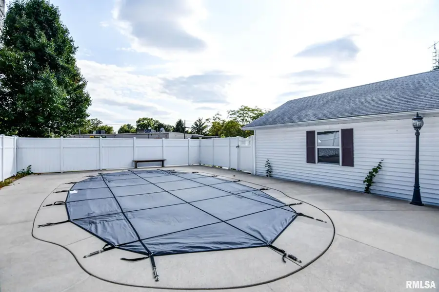 507 N Spruce Street, Nokomis, IL 62075 - Image #3