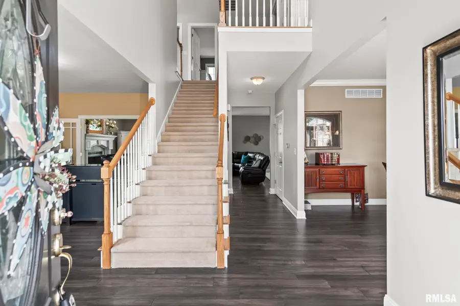 315 Aspen Drive, Chatham, IL 62629 - Image #3