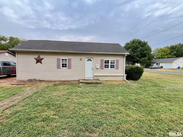 517 N Pine Street, Taylorville, IL 62568