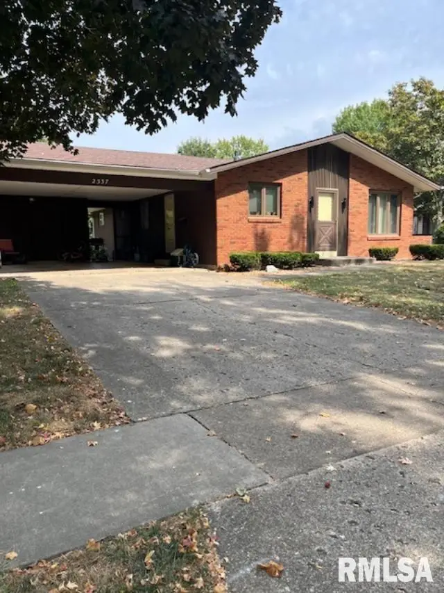 2337 Grinnell Drive, Springfield, IL 62704 - Image #1